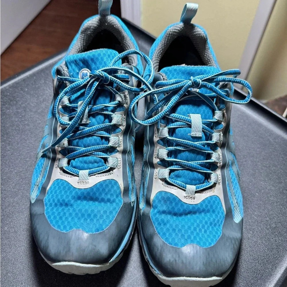 MERRELL Vibram waterproof shoes - us women’s 10, euro 41 - Picture 3 of 9